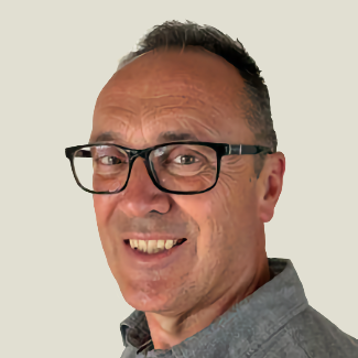 Stephen Tomlin